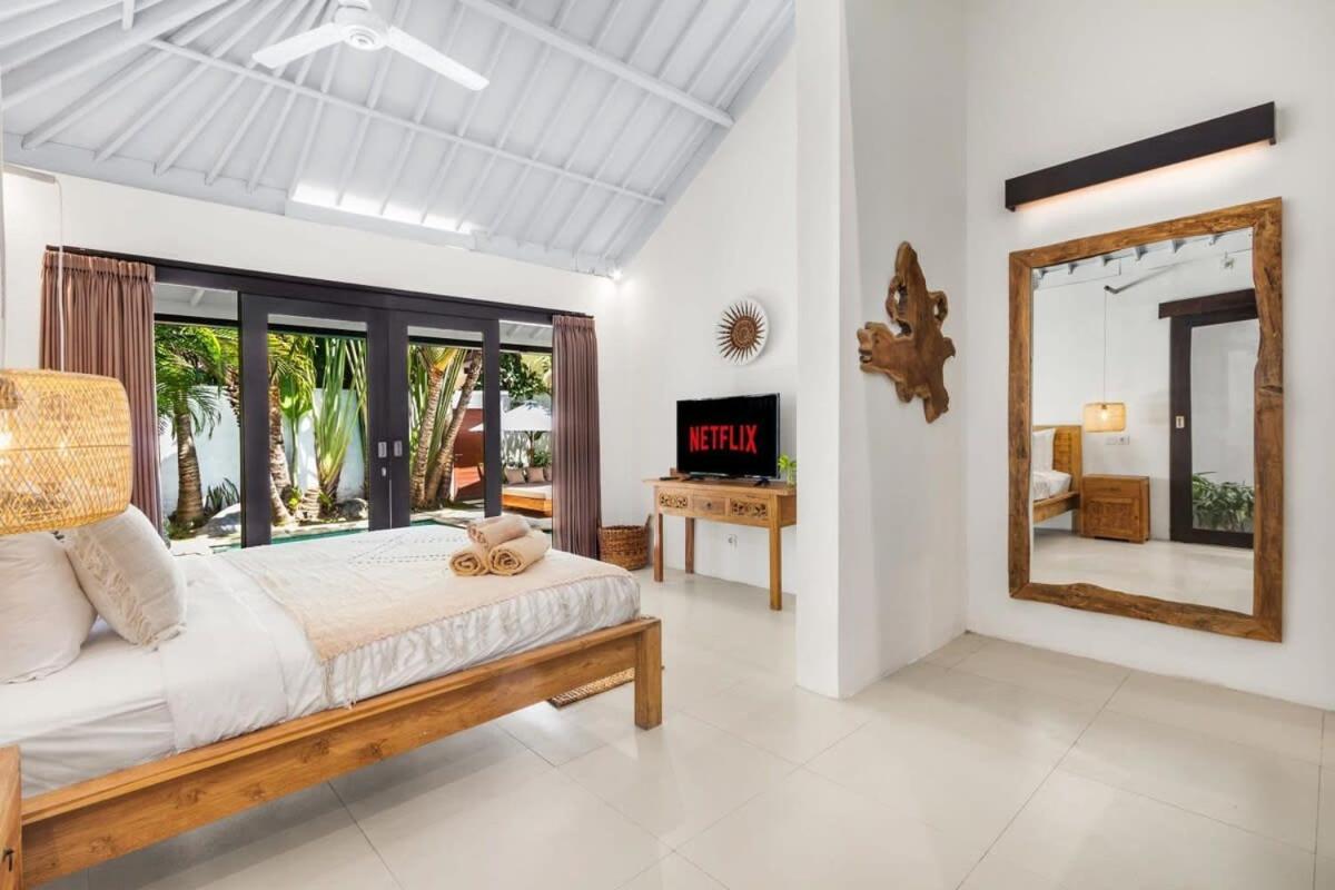 Villa New York - 4 Bdr Pool Luxury Villa, Next To The Forge Bali Семиньяк Экстерьер фото