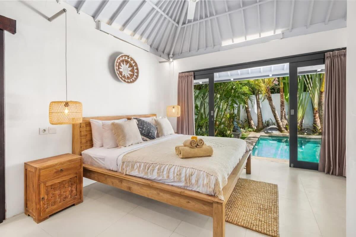 Villa New York - 4 Bdr Pool Luxury Villa, Next To The Forge Bali Семиньяк Экстерьер фото